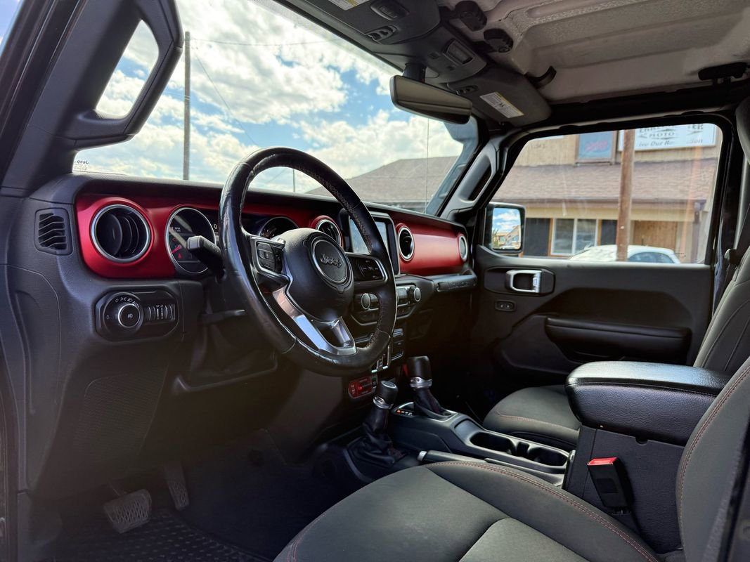 Used 2018 Jeep Wrangler Unlimited Rubicon image 18