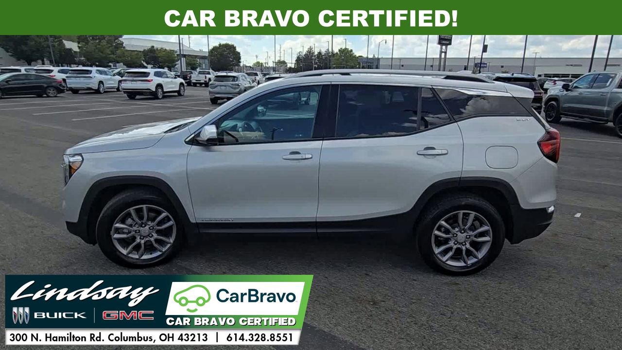 Certified 2022 GMC Terrain SLT w/ Tech Package image 5