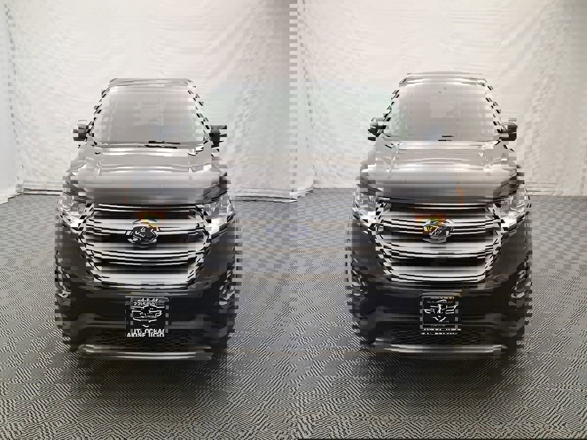 Used 2017 Ford Edge Titanium FWD image 2