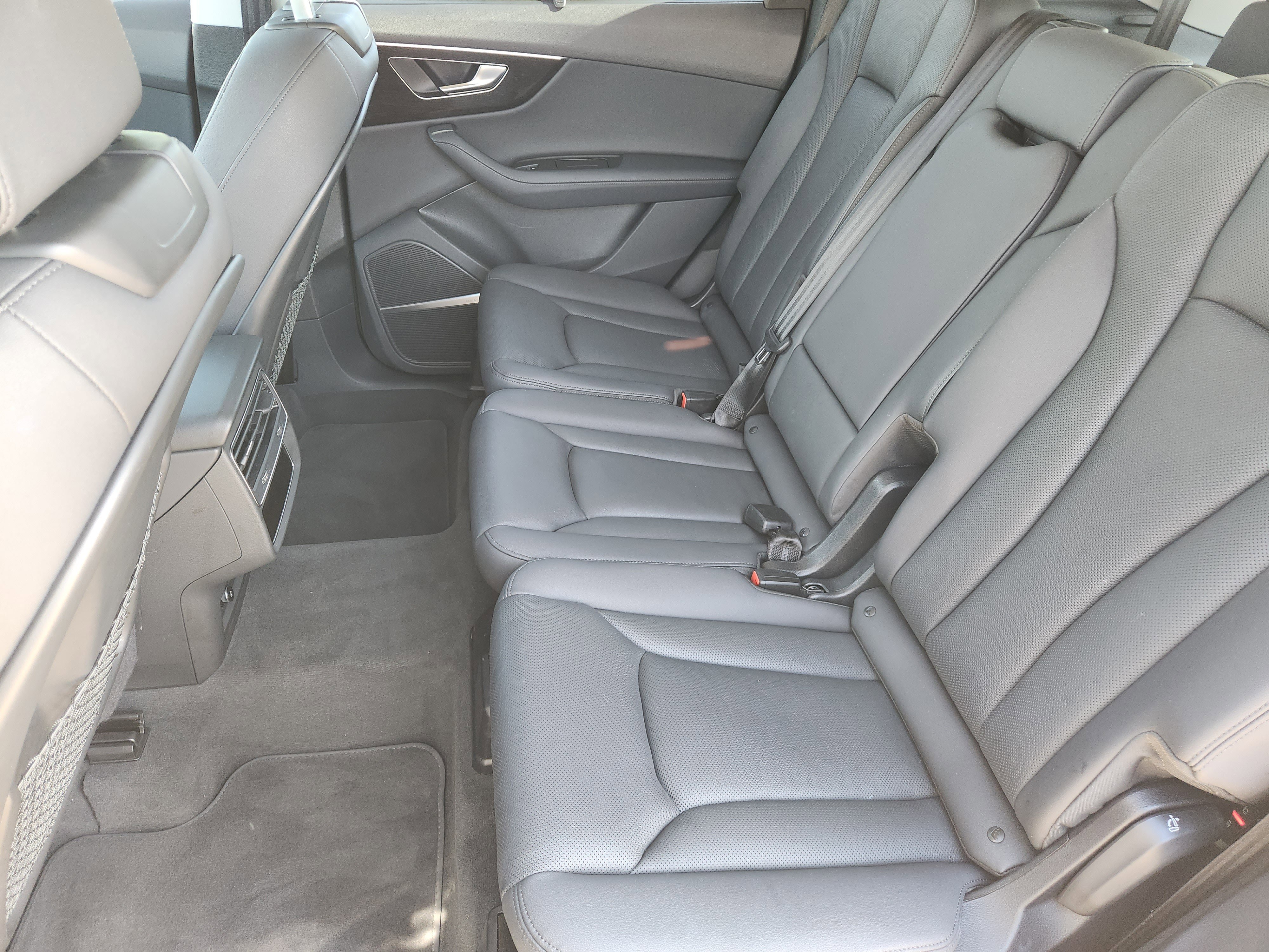 Used 2024 Audi Q7 2.0T Premium Plus image 31