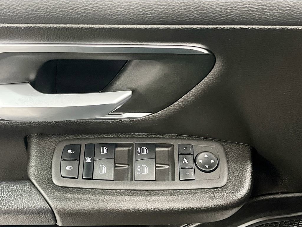 Used 2024 RAM 1500 Big Horn image 17