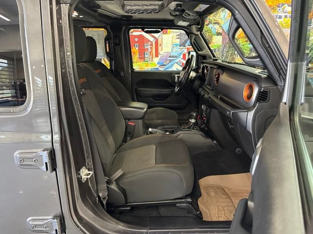 Used 2022 Jeep Gladiator Mojave w/ Cold Weather Group AWD/4WD image 50