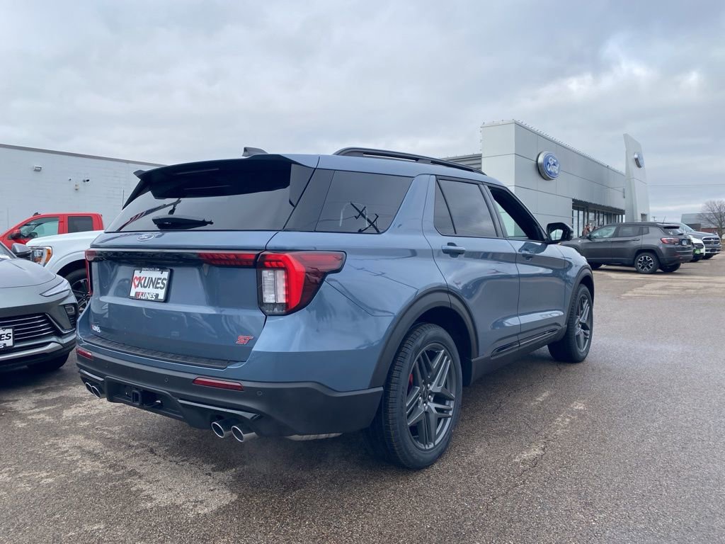New 2026 Ford Explorer ST w/ Sun And Sound Package image 9