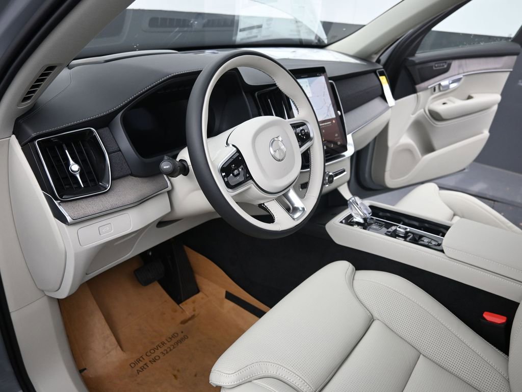 New 2026 Volvo XC90 B6 Ultra w/ Protection Package image 14
