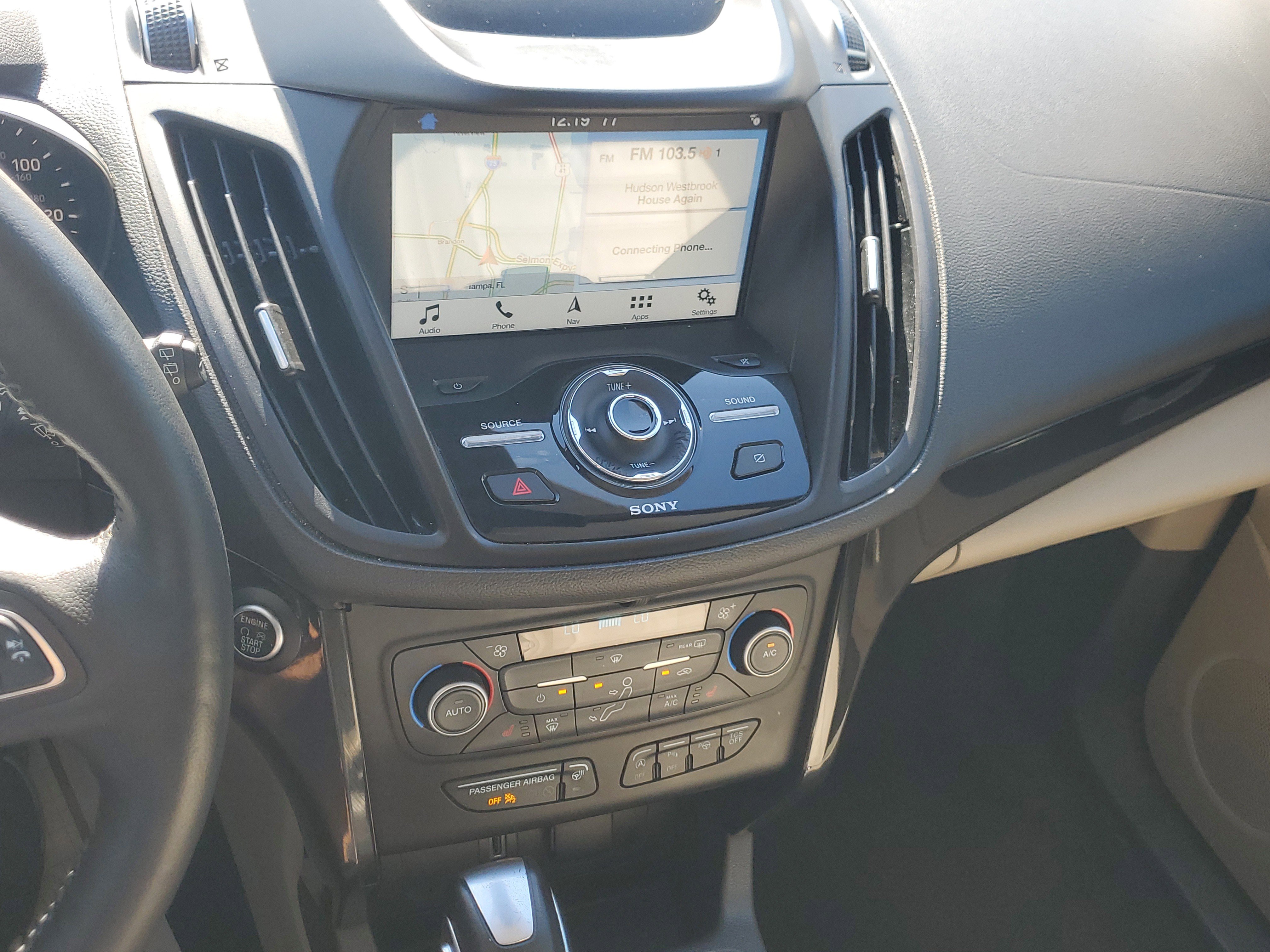 Used 2019 Ford Escape Titanium image 27