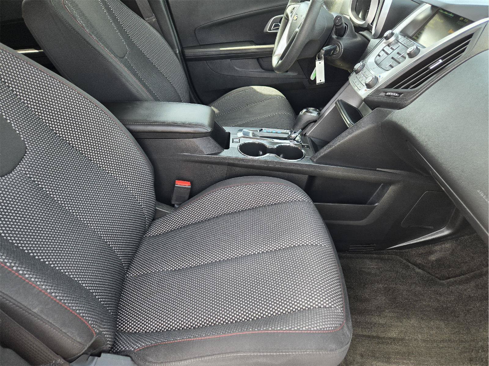 Used 2017 Chevrolet Equinox LT FWD image 13