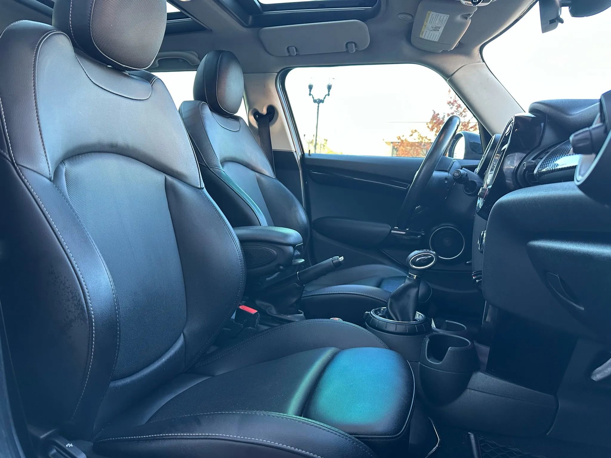 Used 2015 MINI Cooper S image 16