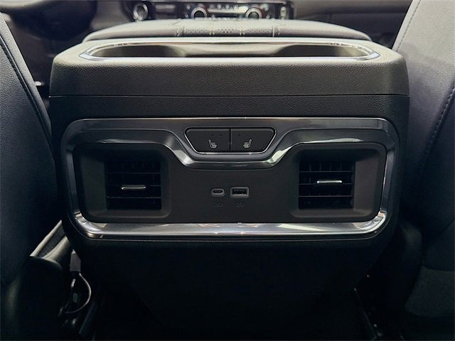 Used 2025 Chevrolet Silverado 3500 High Country w/ High Country Premium Package image 27