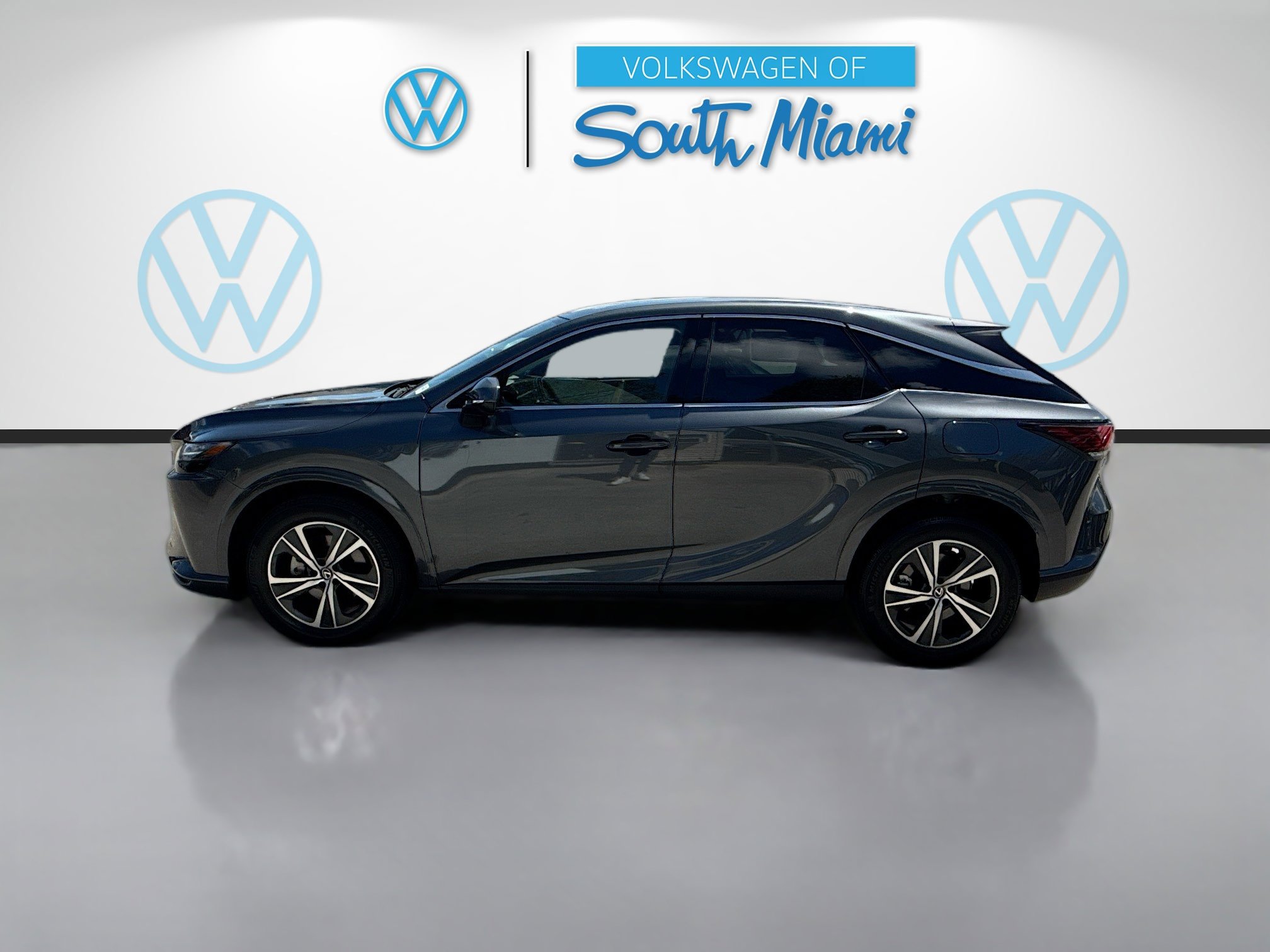 Used 2024 Lexus RX 350 FWD w/ Accessory Package (K3) image 4