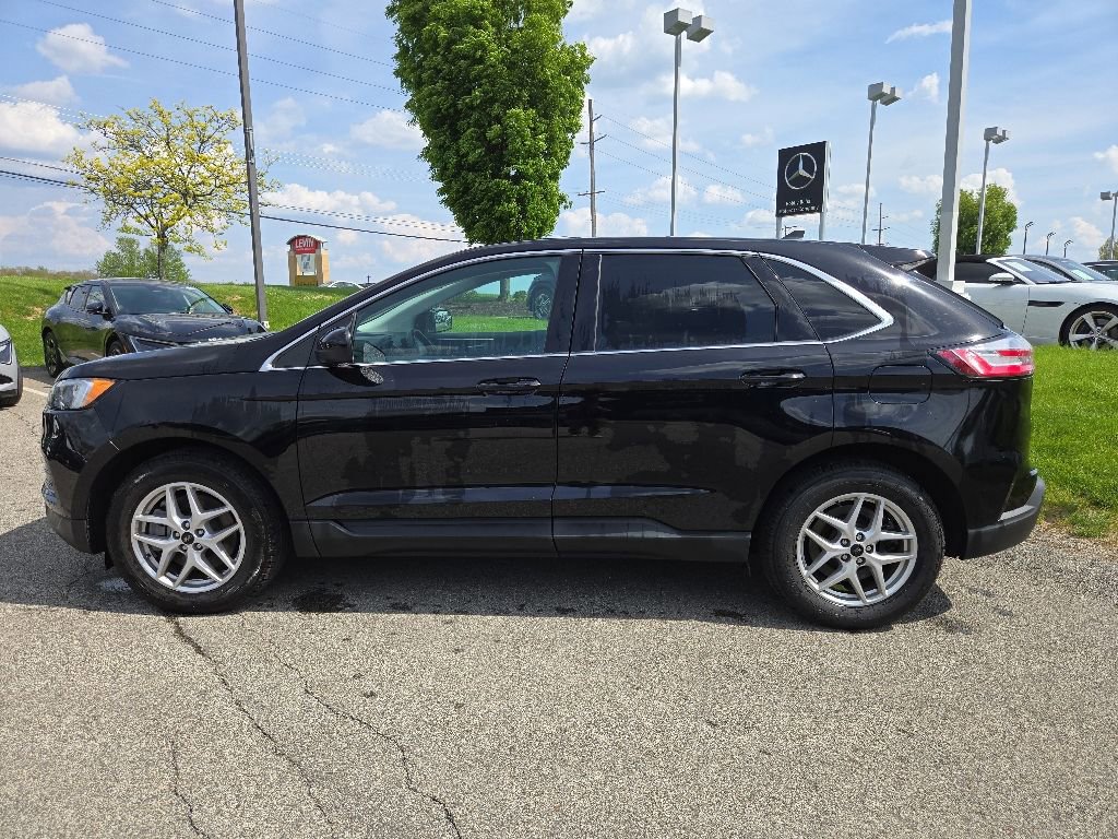 Used 2024 Ford Edge SEL AWD/4WD image 6