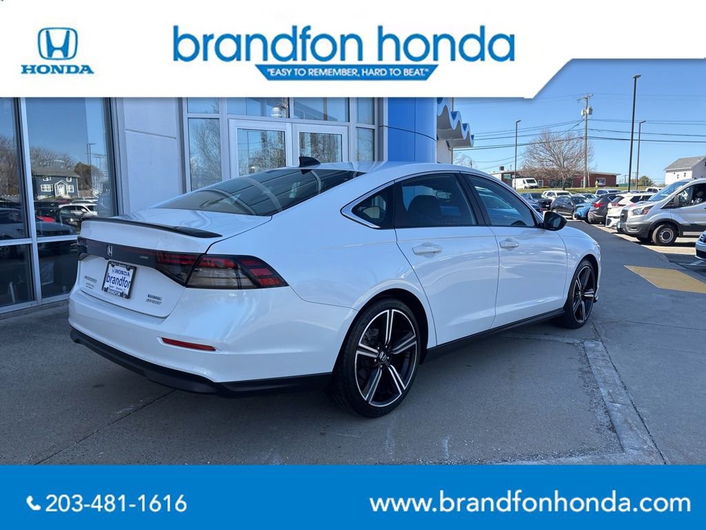 Used 2023 Honda Accord Sport image 6