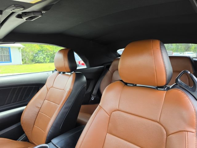 Used 2020 Ford Mustang Premium RWD image 22