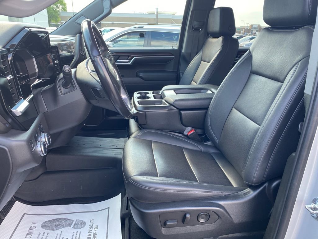 Used 2022 GMC Sierra 1500 SLT image 11