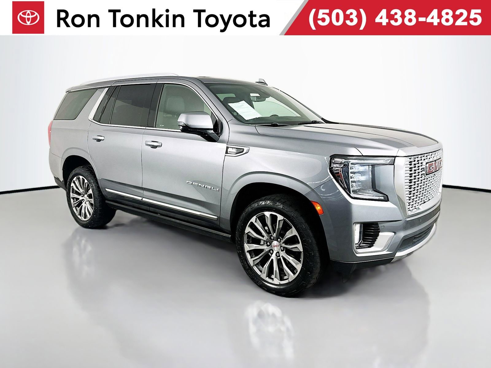 Used 2021 GMC Yukon Denali w/ Denali Premium Package AWD/4WD image 1
