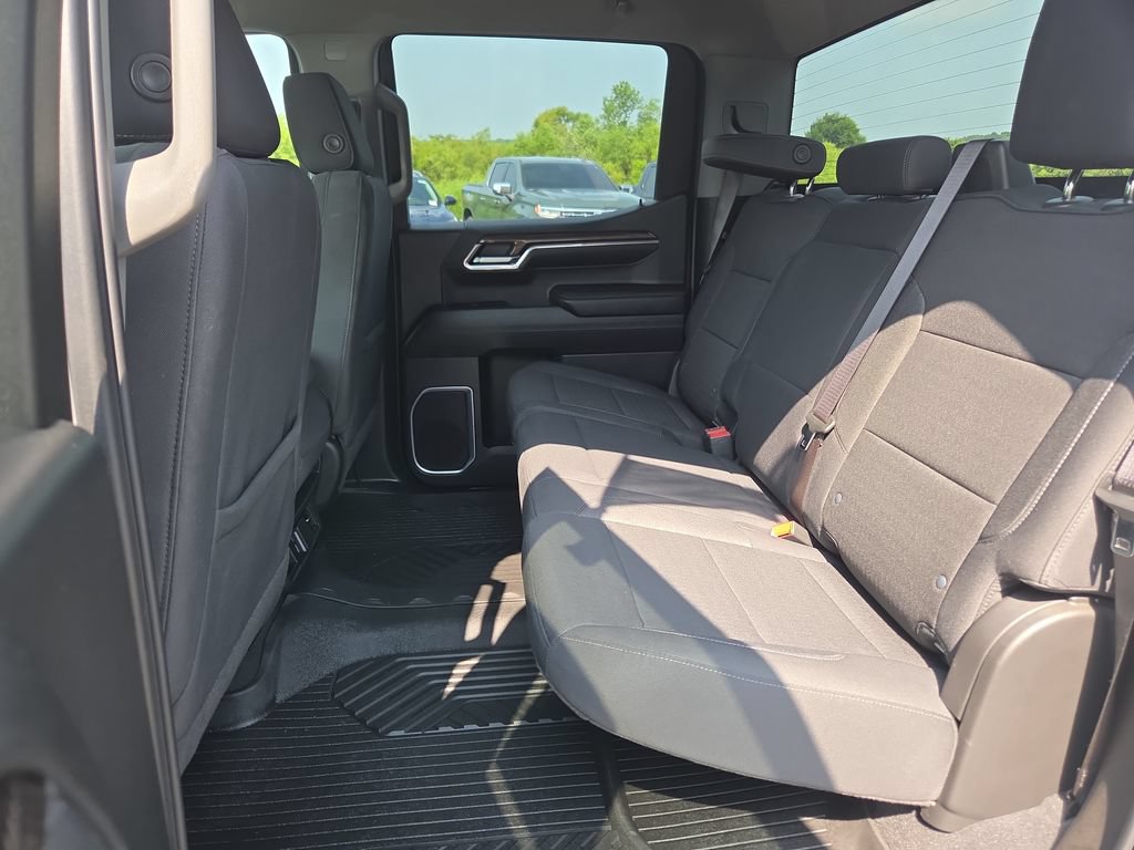 Certified 2024 Chevrolet Silverado 1500 LT AWD/4WD image 29