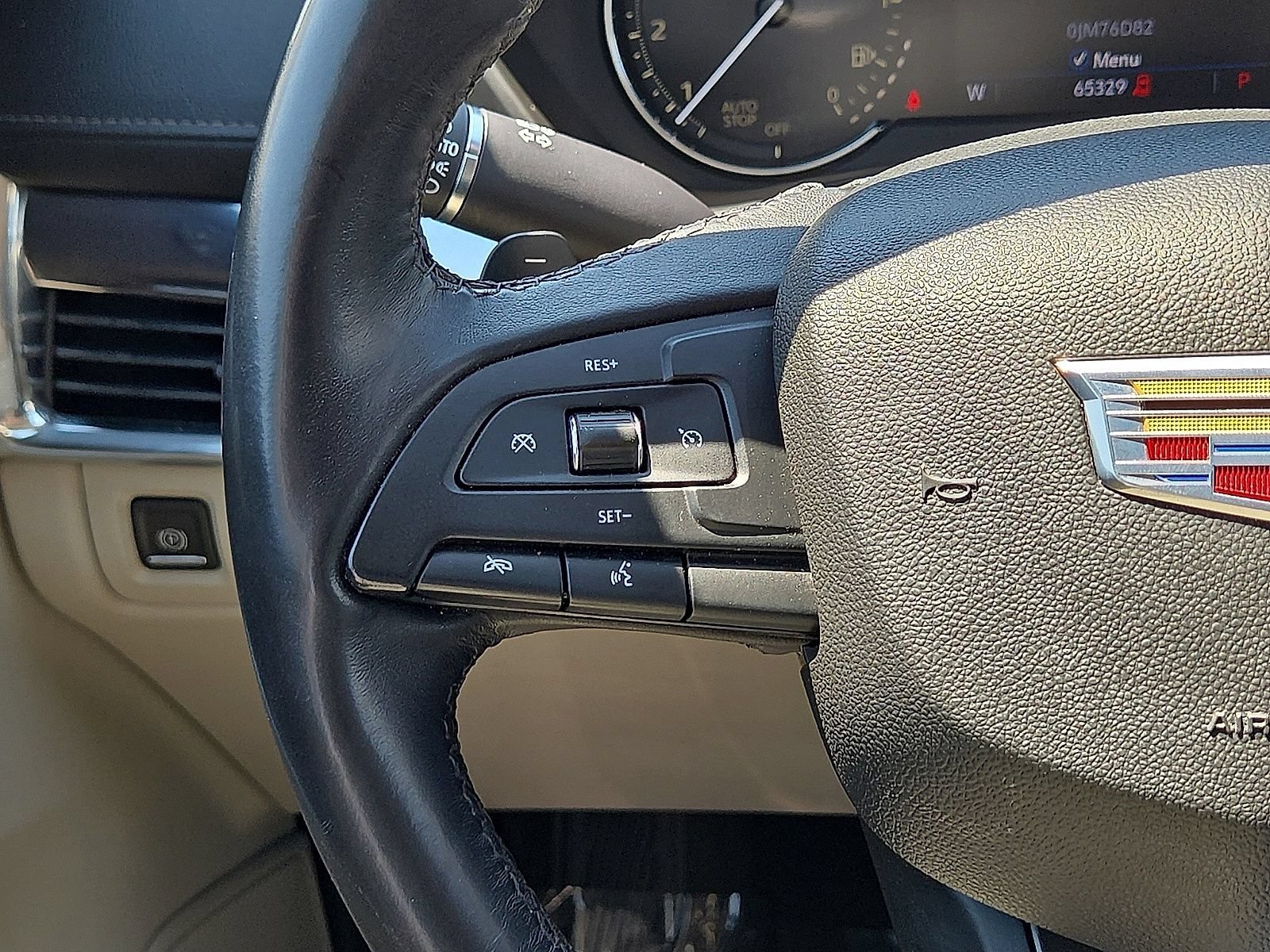 Used 2019 Cadillac XT4 Luxury FWD image 19