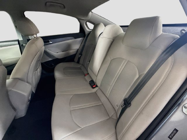 Used 2018 Hyundai Sonata SE FWD image 23