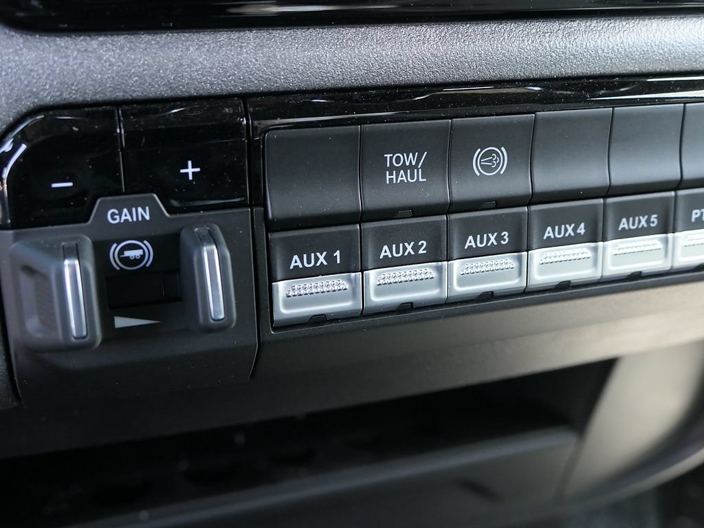 New 2026 RAM 5500 Tradesman w/ Safety Group AWD/4WD image 24