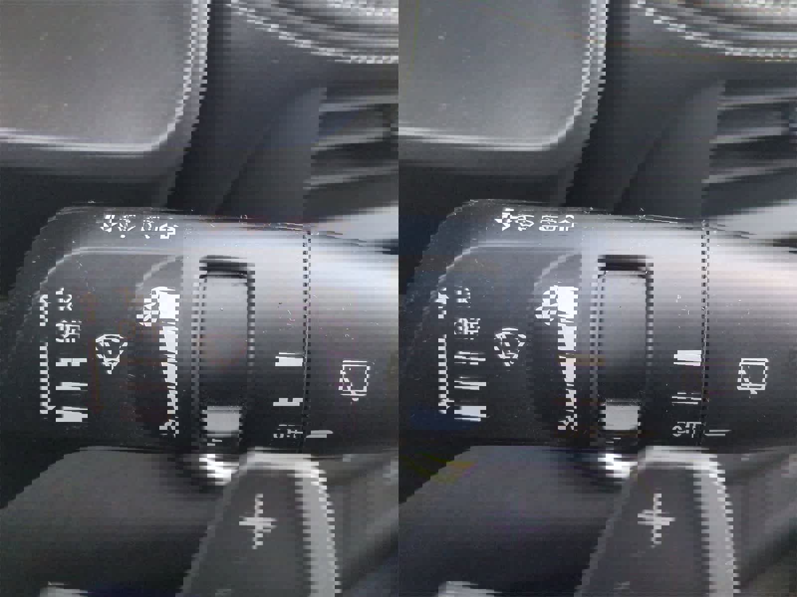 Used 2023 Nissan Rogue SV image 24