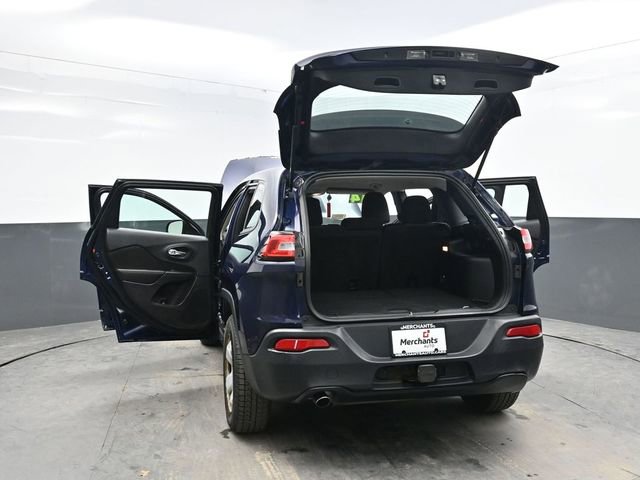 Used 2014 Jeep Cherokee Sport w/ Trailer Tow Group image 5