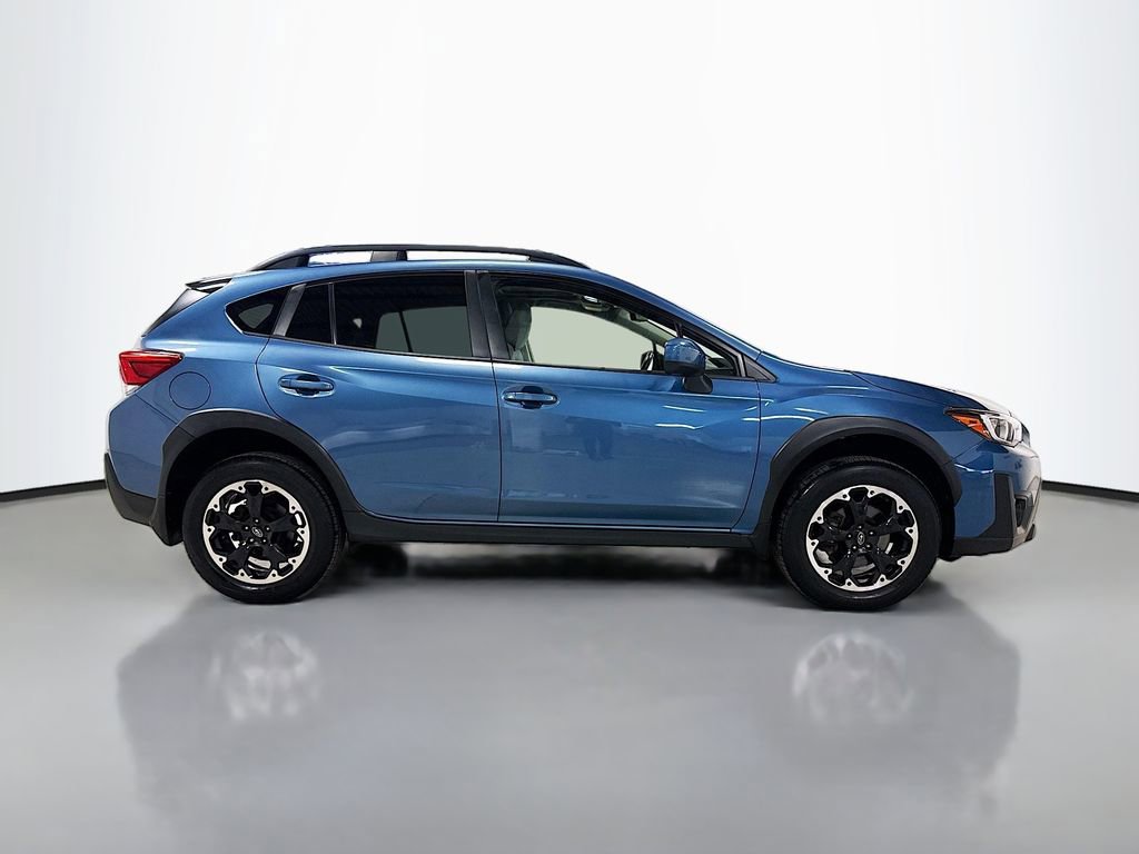 Used 2021 Subaru Crosstrek 2.0i Premium w/ Moonroof Package image 9