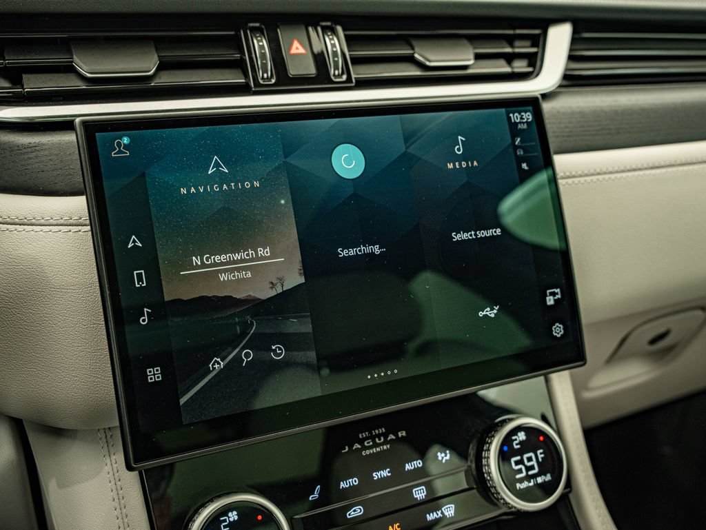Certified 2025 Jaguar F-PACE R-Dynamic S AWD/4WD image 24