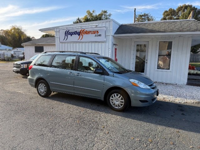 Used 2007 Toyota Sienna CE