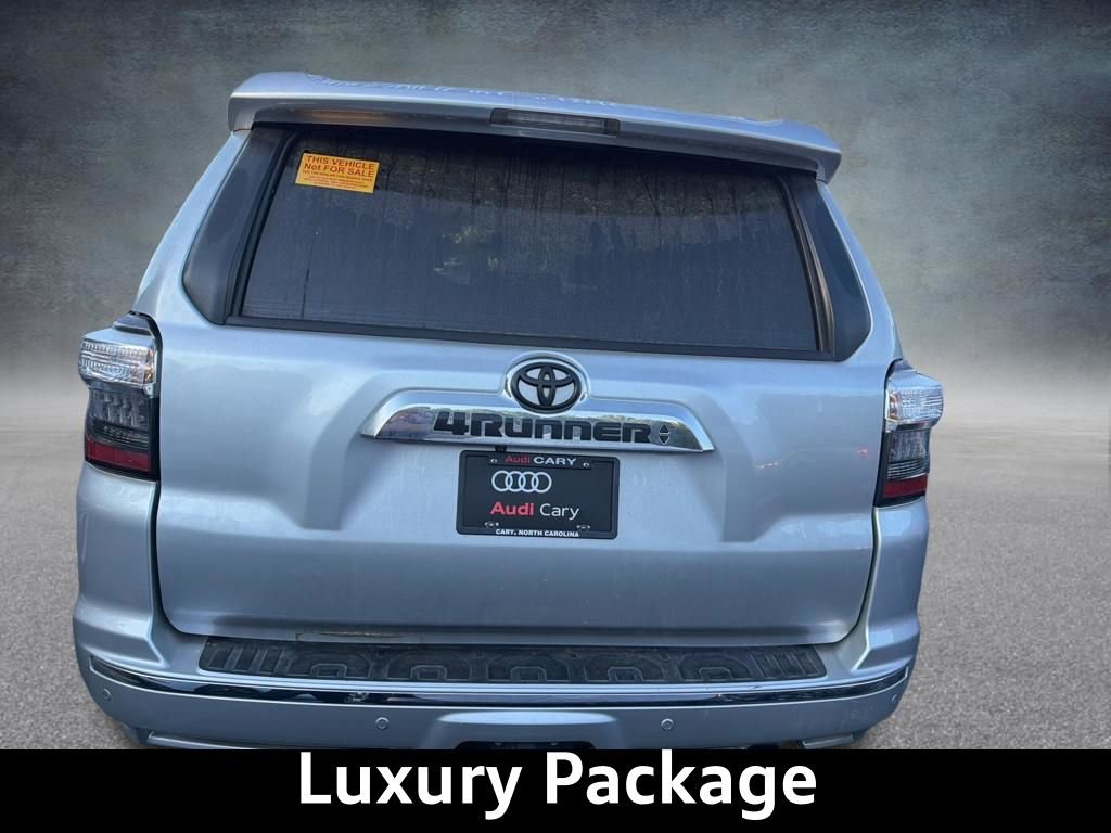 Used 2015 Toyota 4Runner Limited image 4