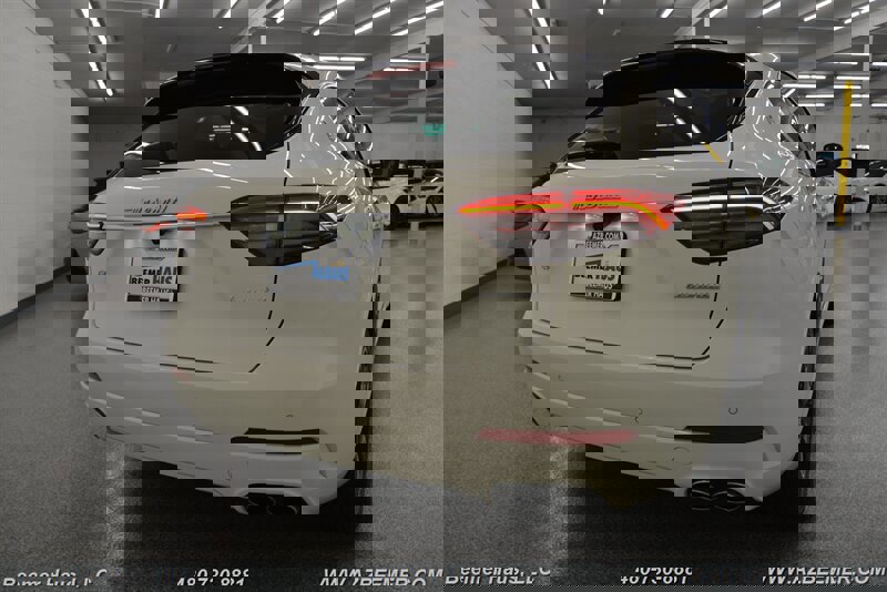 Used 2021 Maserati Levante image 41