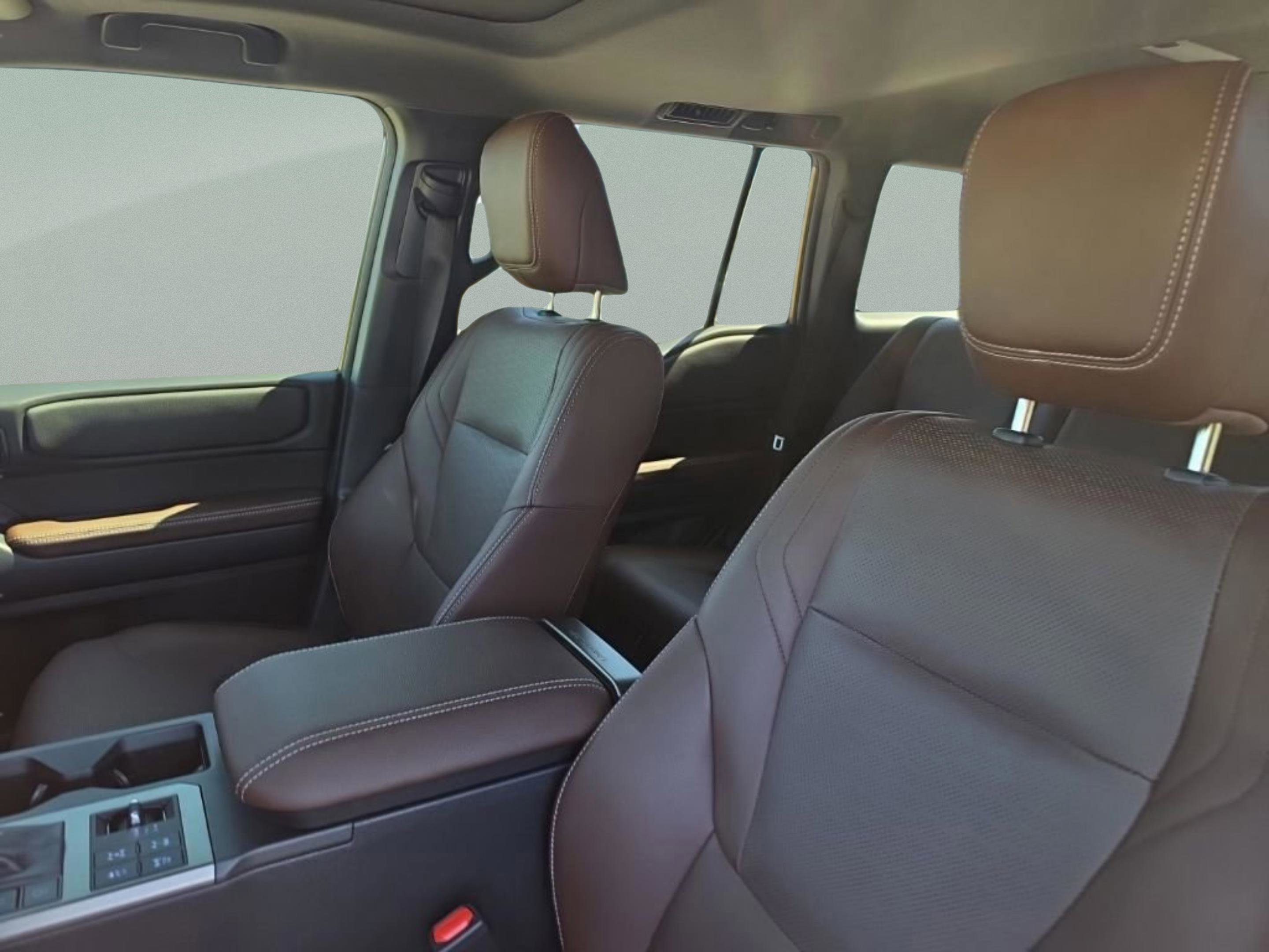 Used 2025 Toyota Land Cruiser AWD/4WD image 21