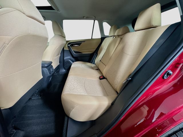 Certified 2020 Toyota RAV4 XLE w/ Convenience Package AWD/4WD image 27