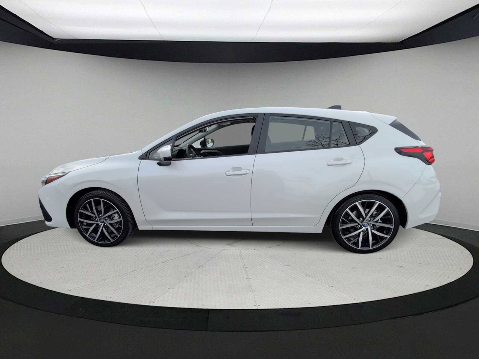 Used 2025 Subaru Impreza 2.0i Sport image 5