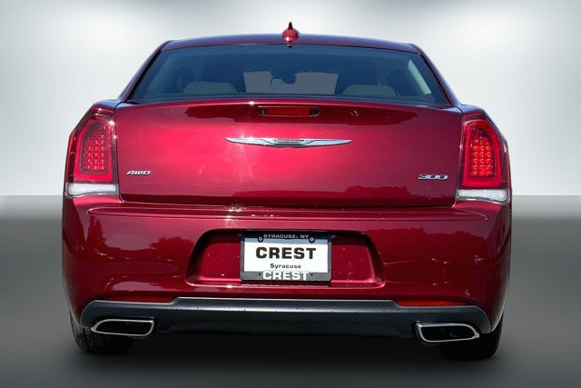 Used 2019 Chrysler 300 Touring w/ Sport Appearance Package AWD/4WD image 3