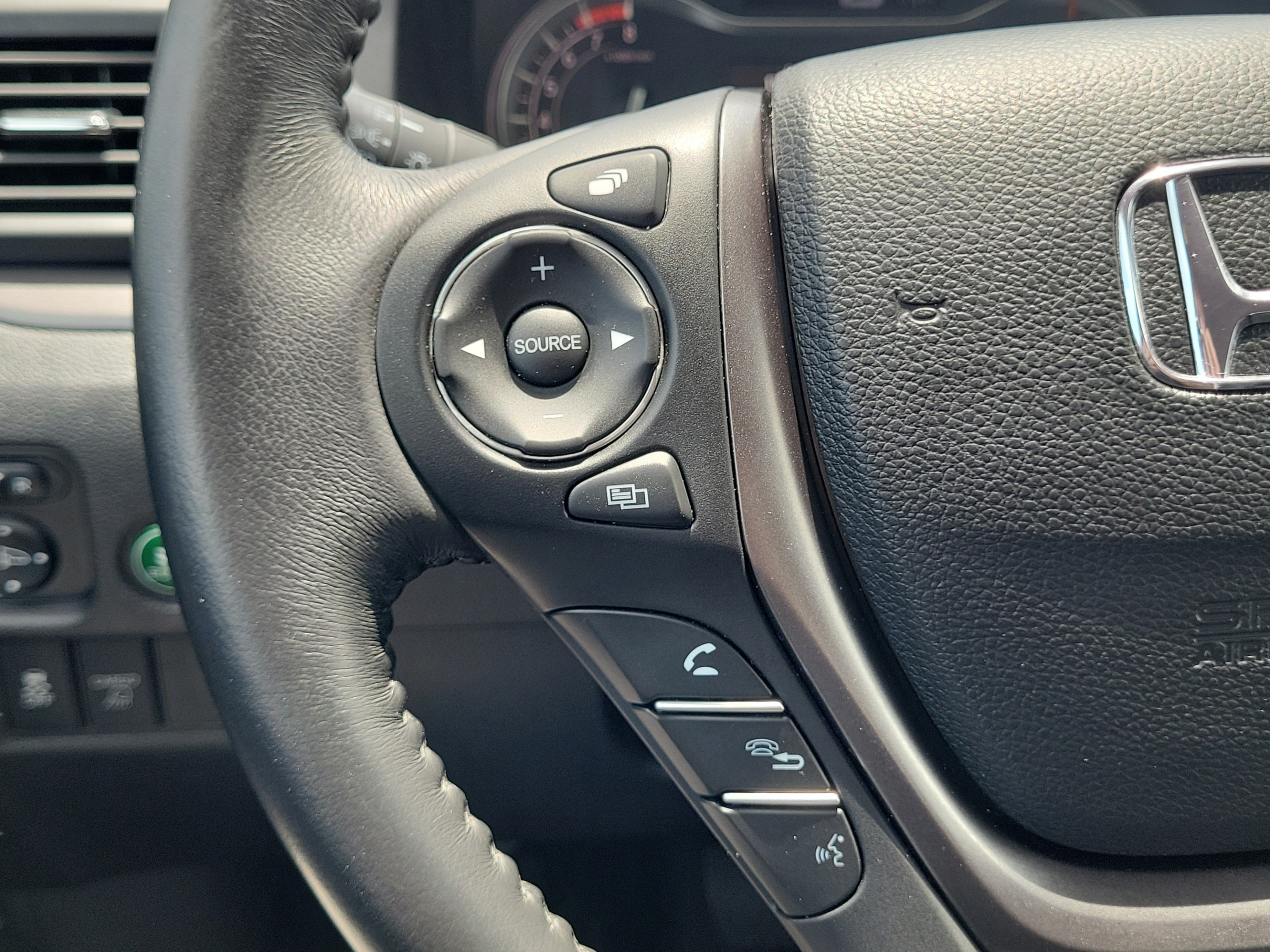 Certified 2019 Honda Ridgeline RTL-T image 30