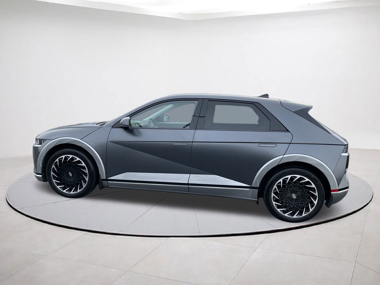 Used 2023 Hyundai Ioniq 5 Limited image 4