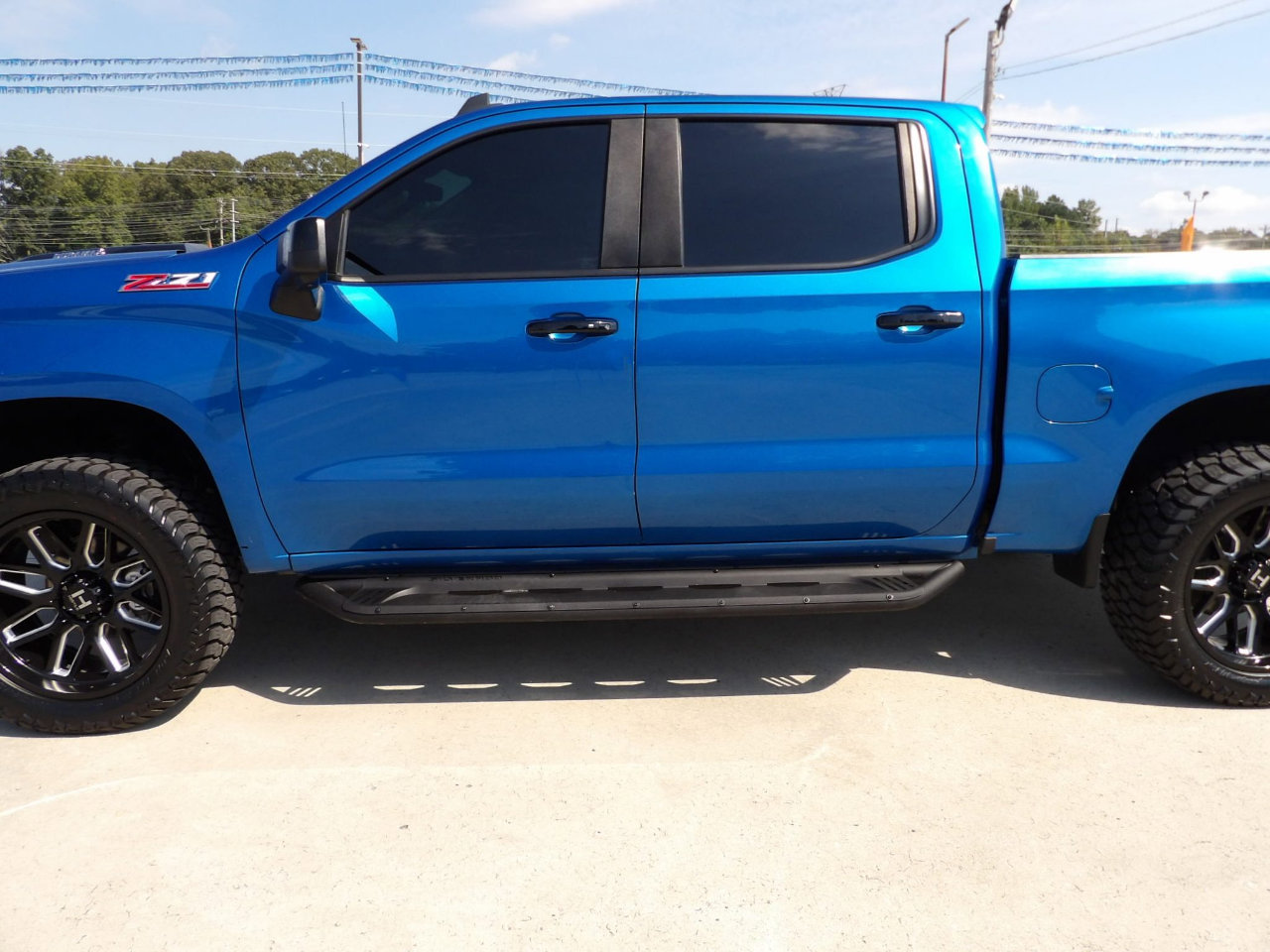 Used 2022 Chevrolet Silverado 1500 LT Trail Boss w/ LT Trail Boss Premium Package image 9