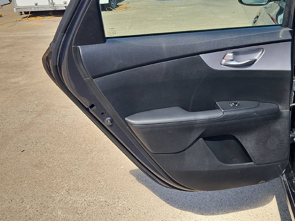 Used 2024 Kia Forte LXS FWD image 18