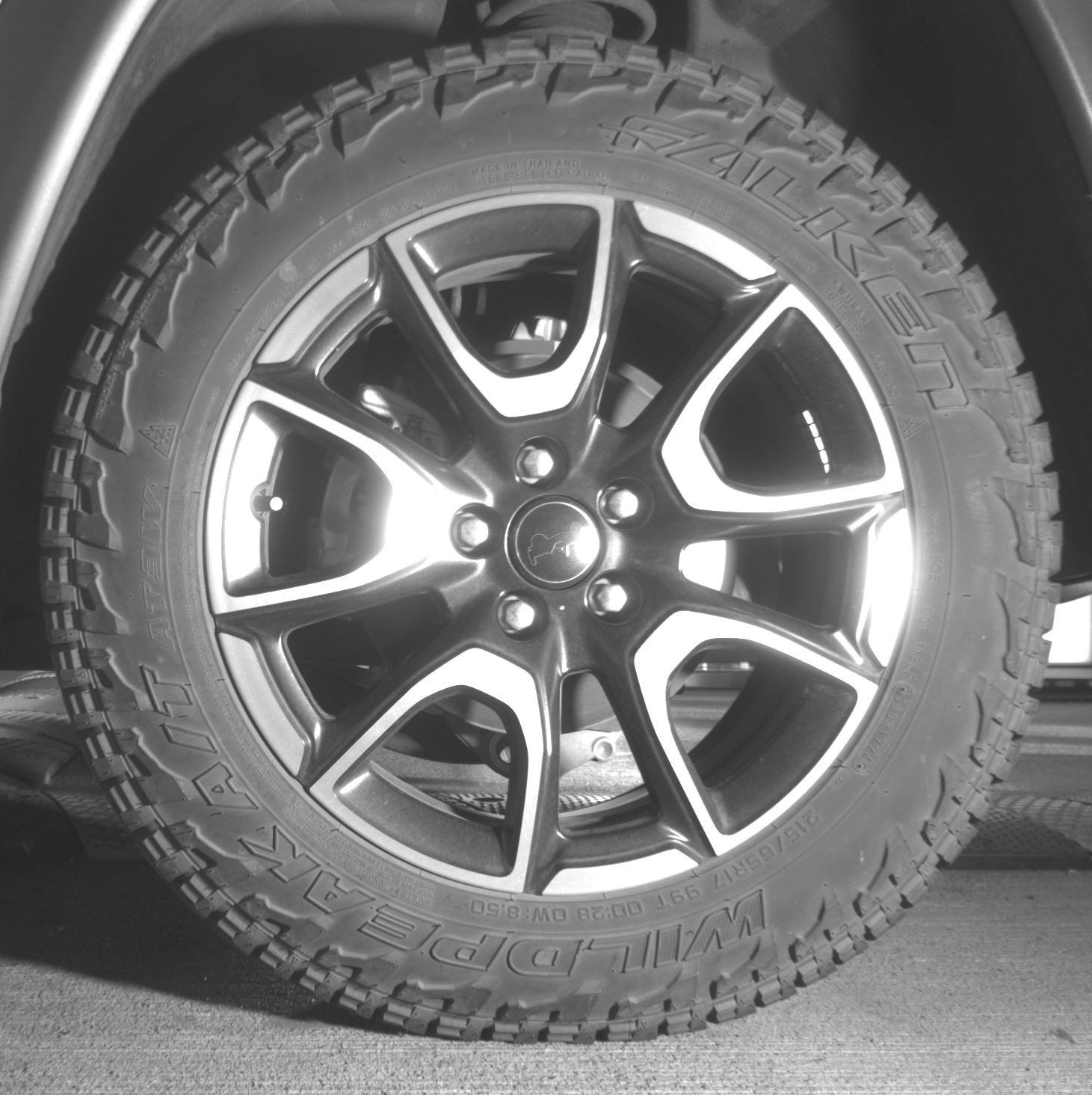 Used 2025 Jeep Compass Trailhawk AWD/4WD image 14