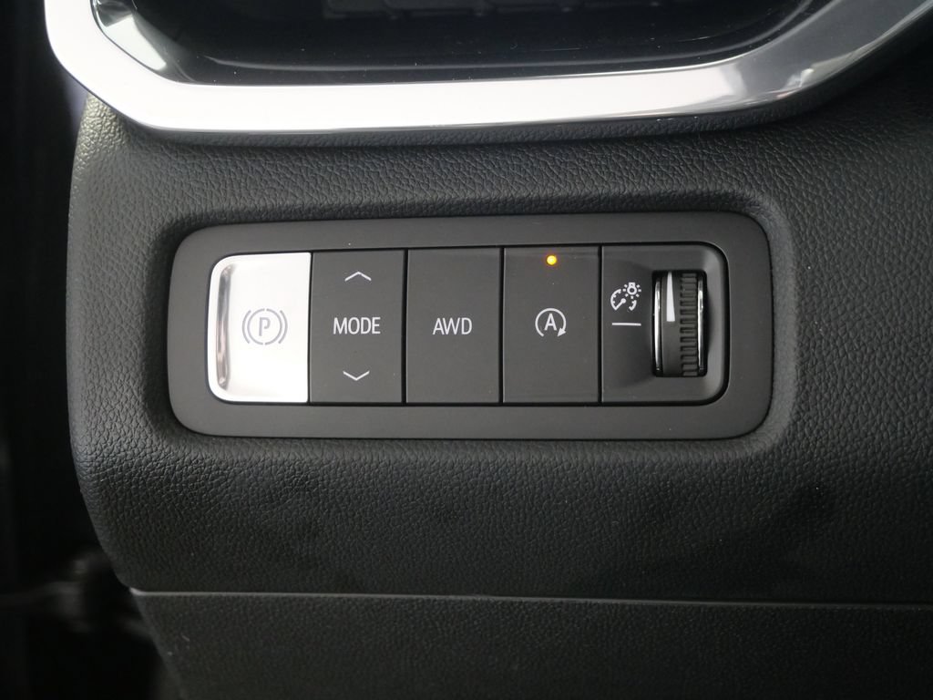 New 2026 GMC Acadia Elevation w/ Elevation Premium Package AWD/4WD image 19