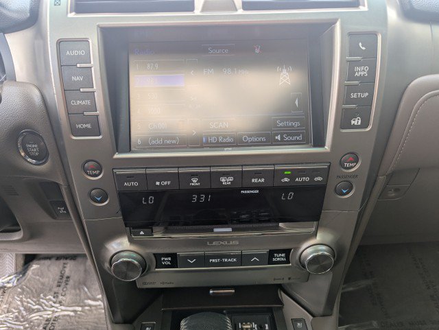 Used 2018 Lexus GX 460 Premium w/ Premium Package AWD/4WD image 23