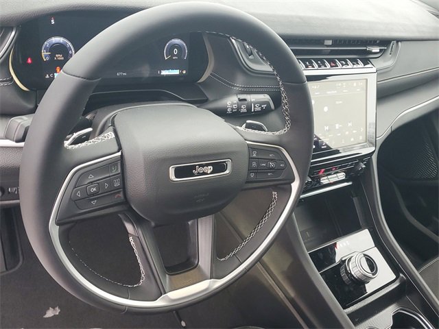 New 2025 Jeep Grand Cherokee L Altitude image 20