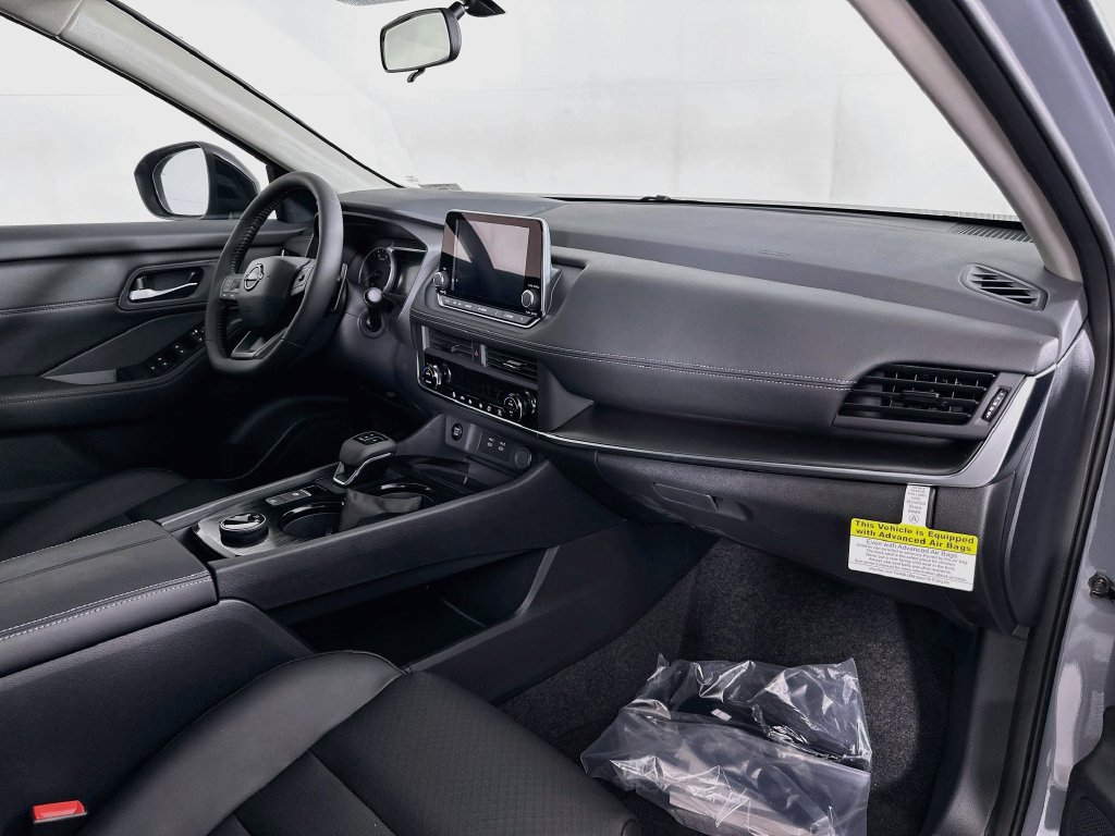 New 2027 Nissan Rogue Dark Armor AWD/4WD image 36
