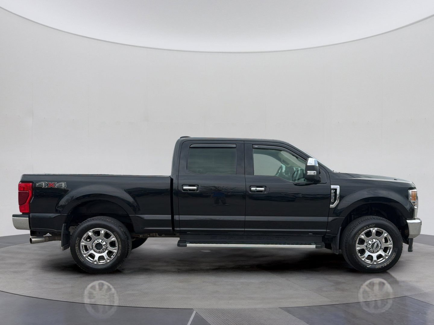 Used 2022 Ford F250 Lariat w/ Lariat Ultimate Package AWD/4WD image 9