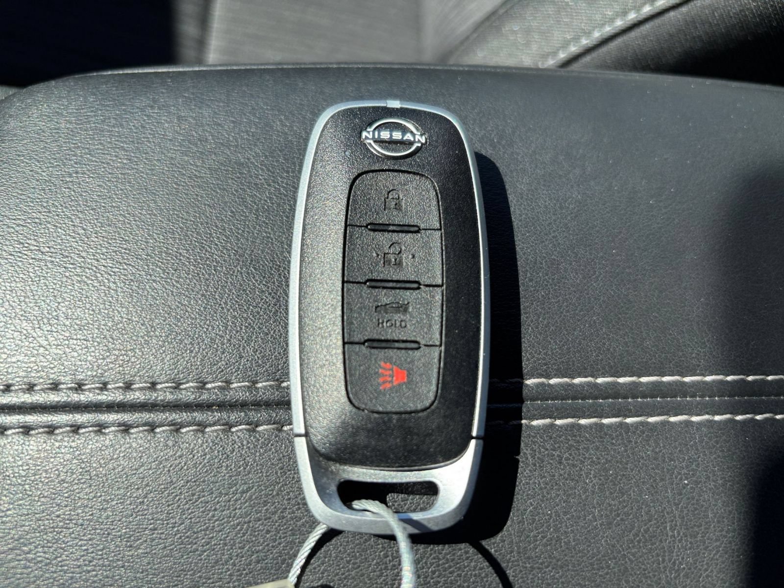 Used 2025 Nissan Sentra SV FWD image 21