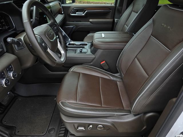 Used 2024 GMC Sierra 2500 Denali w/ Denali Reserve Package AWD/4WD image 27