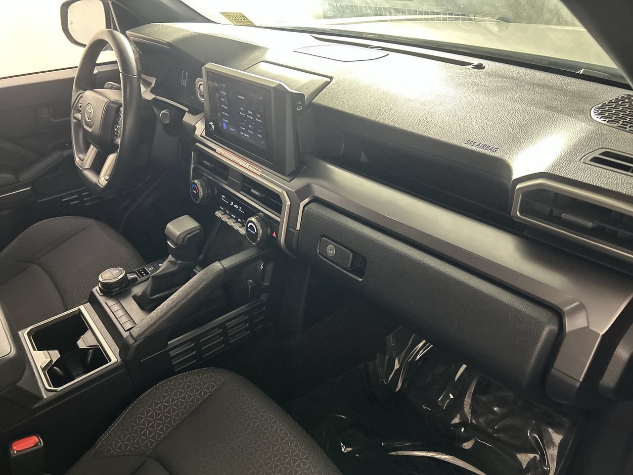 Used 2025 Toyota 4Runner SR5 AWD/4WD image 27