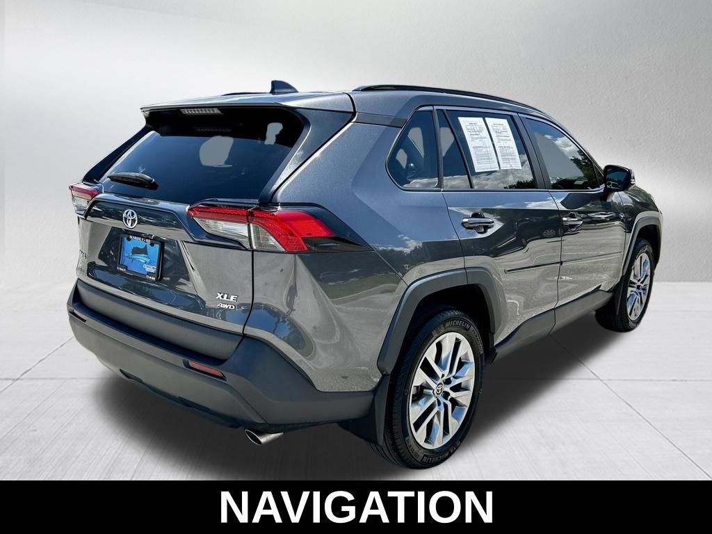 Used 2023 Toyota RAV4 XLE Premium image 7