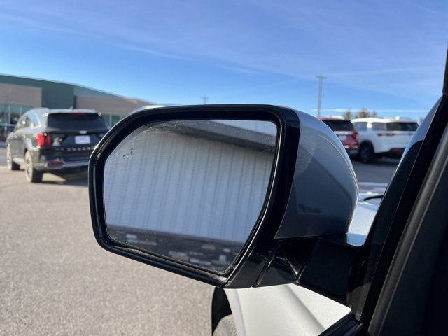 Used 2023 Ford Expedition Max XLT image 29