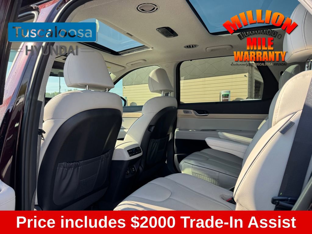 Used 2024 Hyundai Palisade Limited AWD/4WD image 11