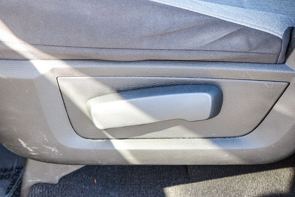 Used 2024 RAM 1500 Classic SLT image 21